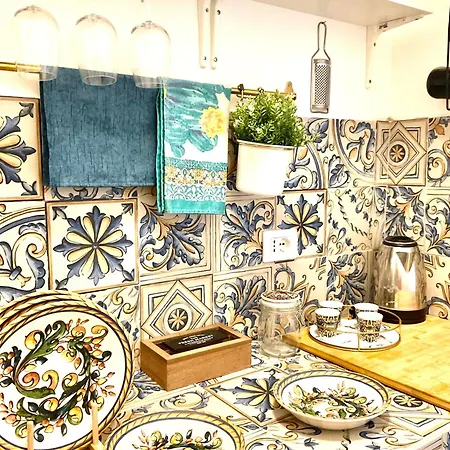 Mizzicahome Solemare Guest house *