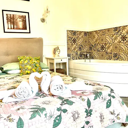 Mizzicahome Solemare Guest house Catania