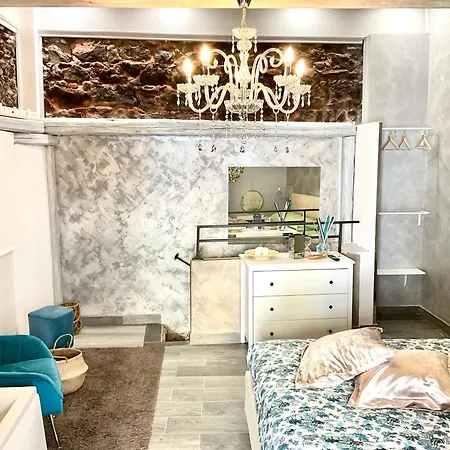Konukevi Mizzicahome Solemare 3*